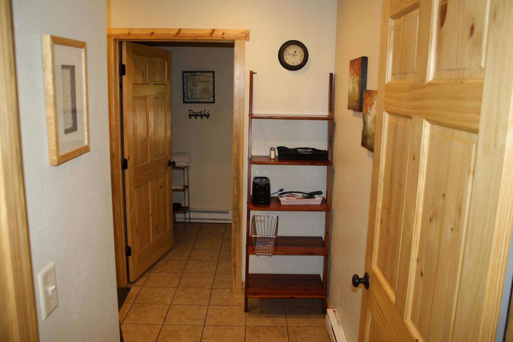 Wapiti Lodge Room photo