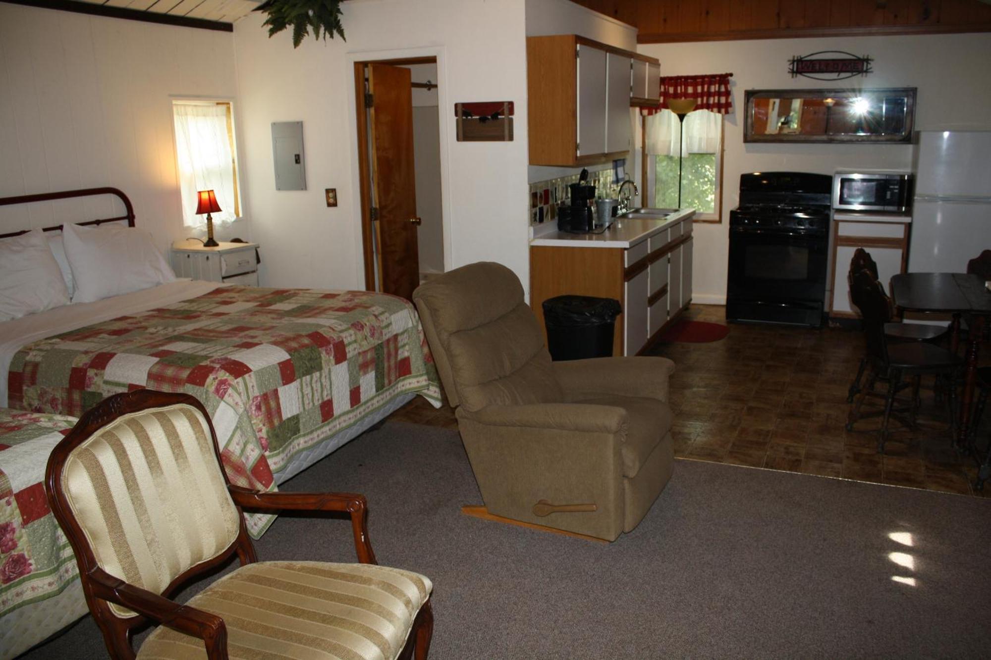 Wapiti Lodge Room photo