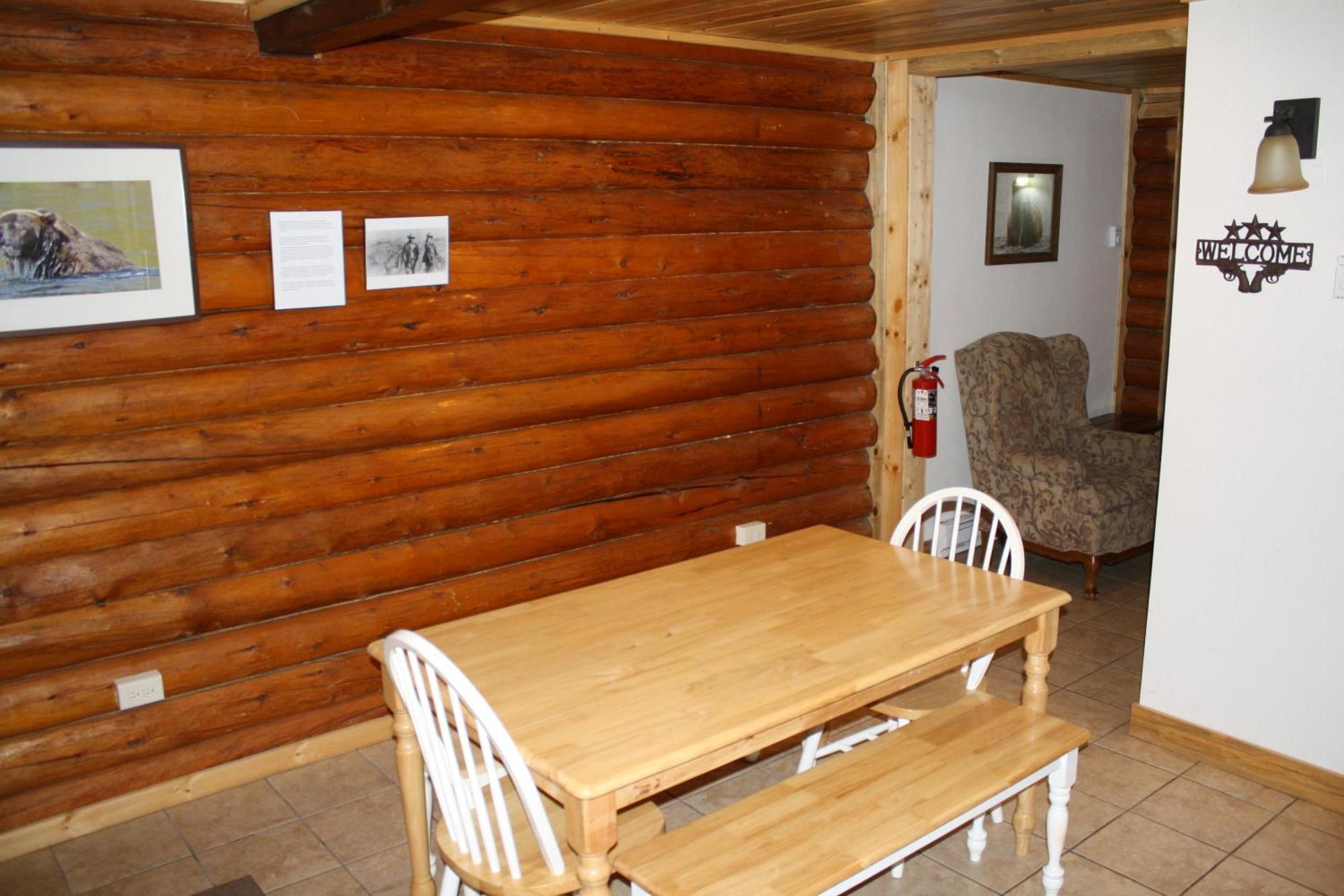 Wapiti Lodge Room photo