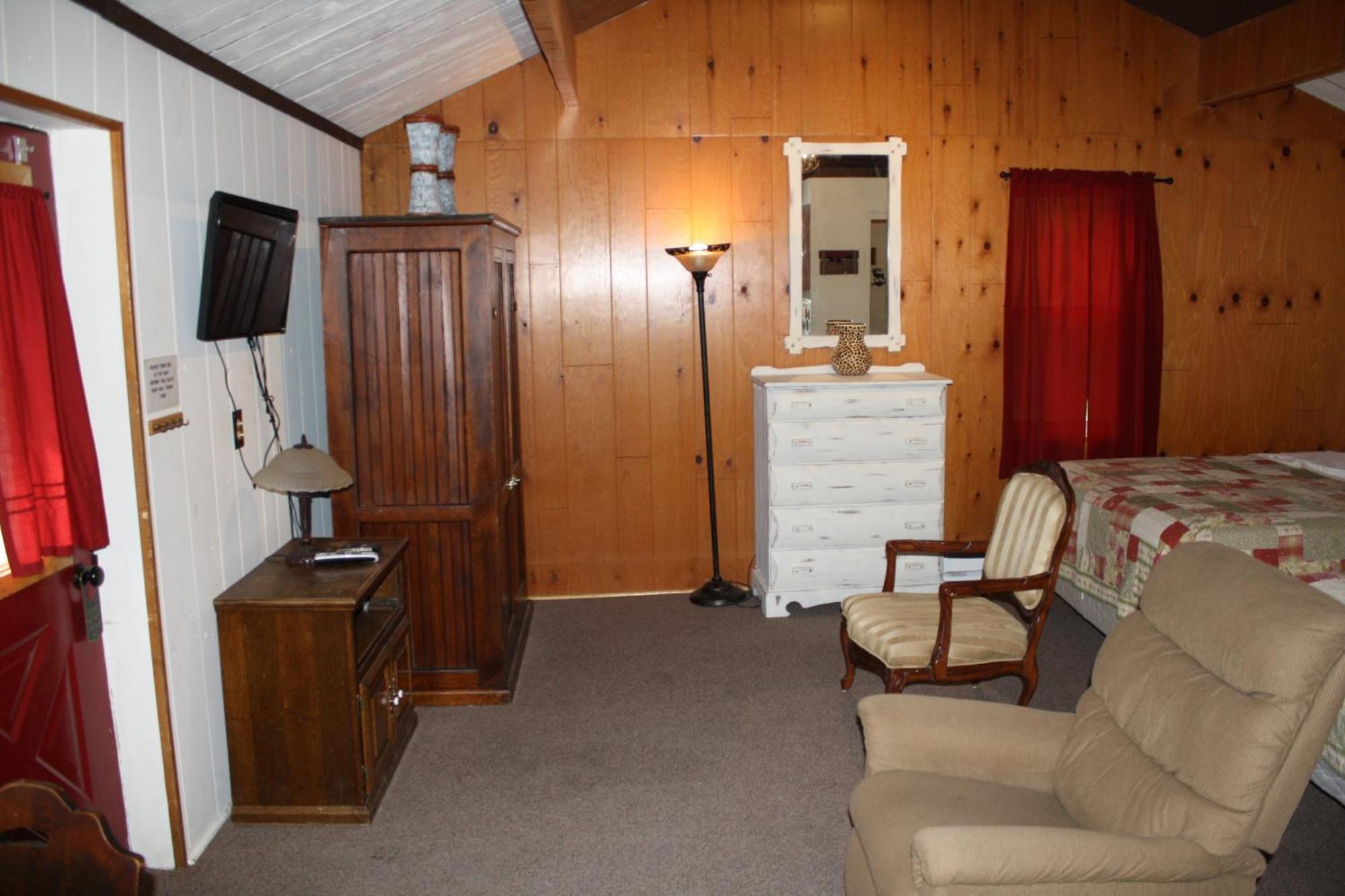 Wapiti Lodge Room photo