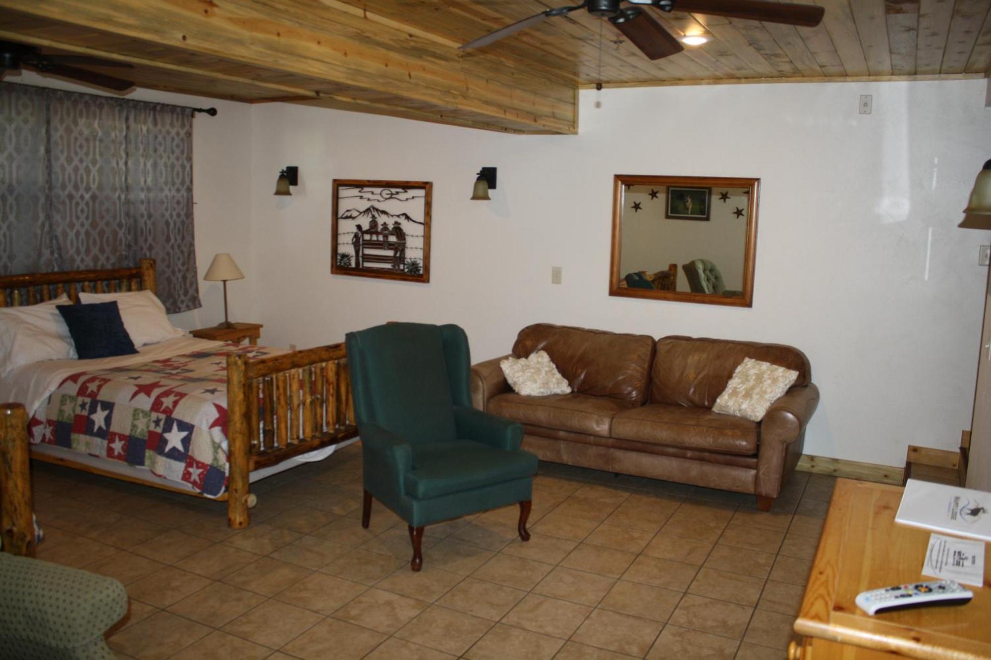 Wapiti Lodge Room photo