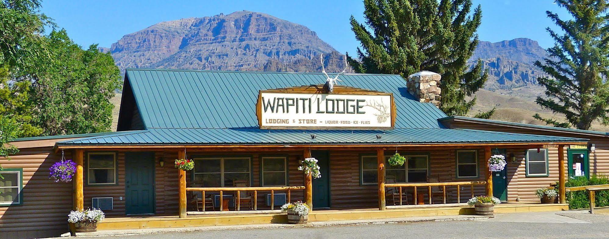 Wapiti Lodge Exterior photo